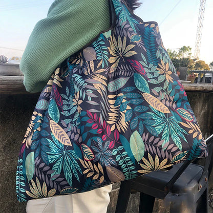 Eco-Friendly Handbag Tote With Large Waterproof Storage For Grocery Hauls - Big Cart Sky